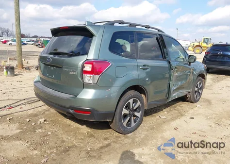 2017 Subaru Forester 2.5I Premium z USA, uszkodzony, nr VIN JF2SJAECXHH417140